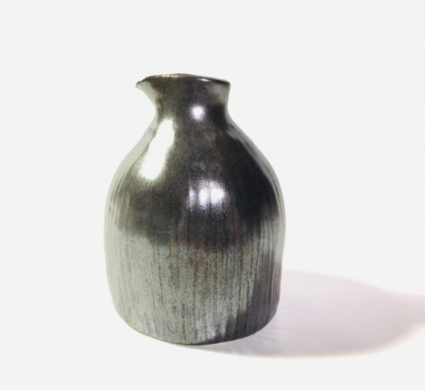 vase métallique en céramique fait à la main